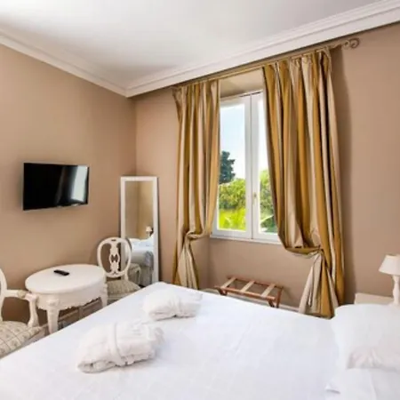 Château De La Tour Hotel Cannes