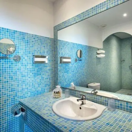 Hotell Chateau De La Tour Cannes