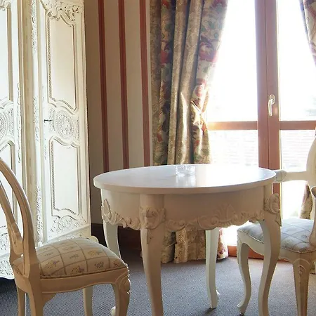 Hotel Château De La Tour