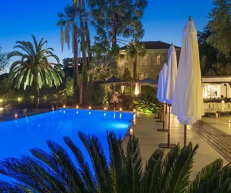 Château De La Tour 4*